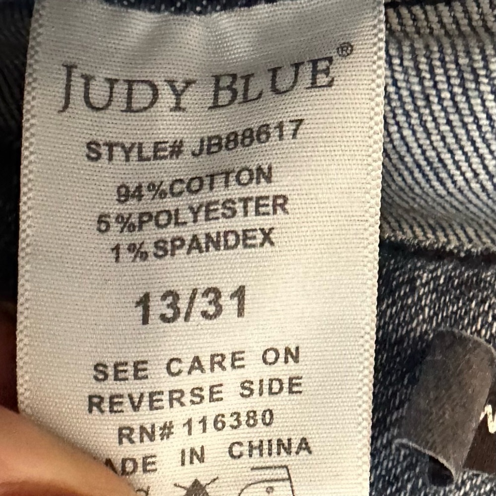 Women’s JUDY BLUE Distressed Slim Fit Jeans Size 13/31 - Picture 7 of 9